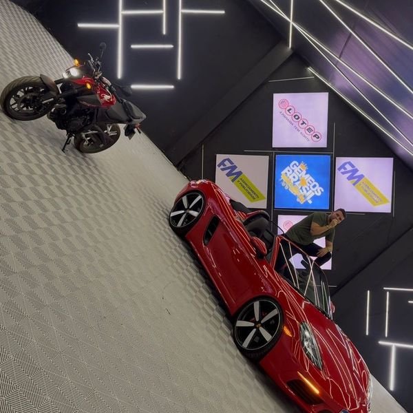 EDIÇÃO 93 - PORSCHE 718 BOXSTER + HORNET CB 500